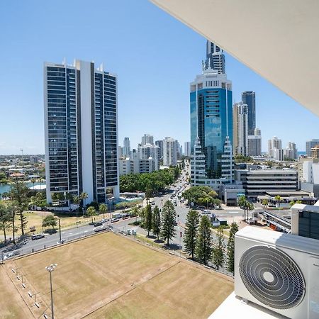 Large Surfers Paradise Apartment With Fantastic Views Gold Coast Luaran gambar
